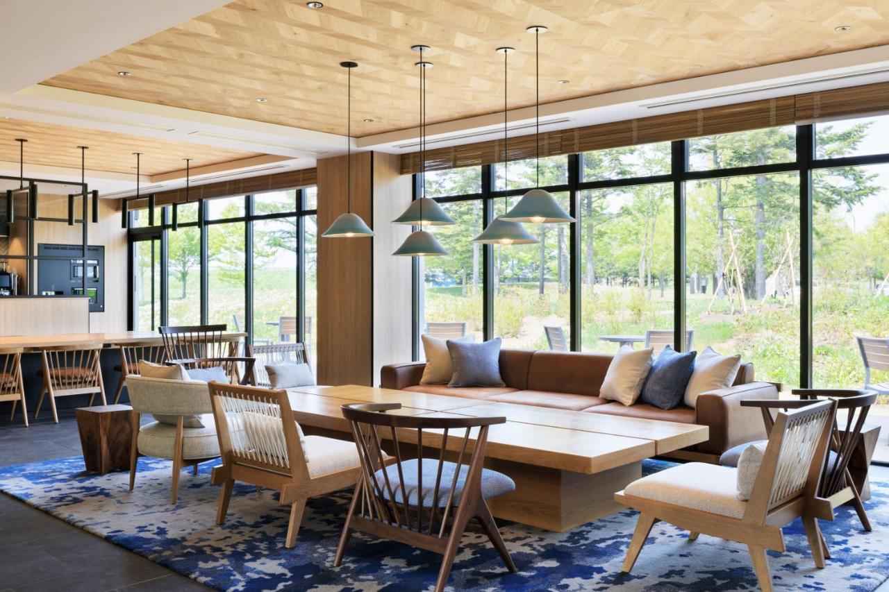 Отель Fairfield By Marriott Hokkaido Naganuma Экстерьер фото